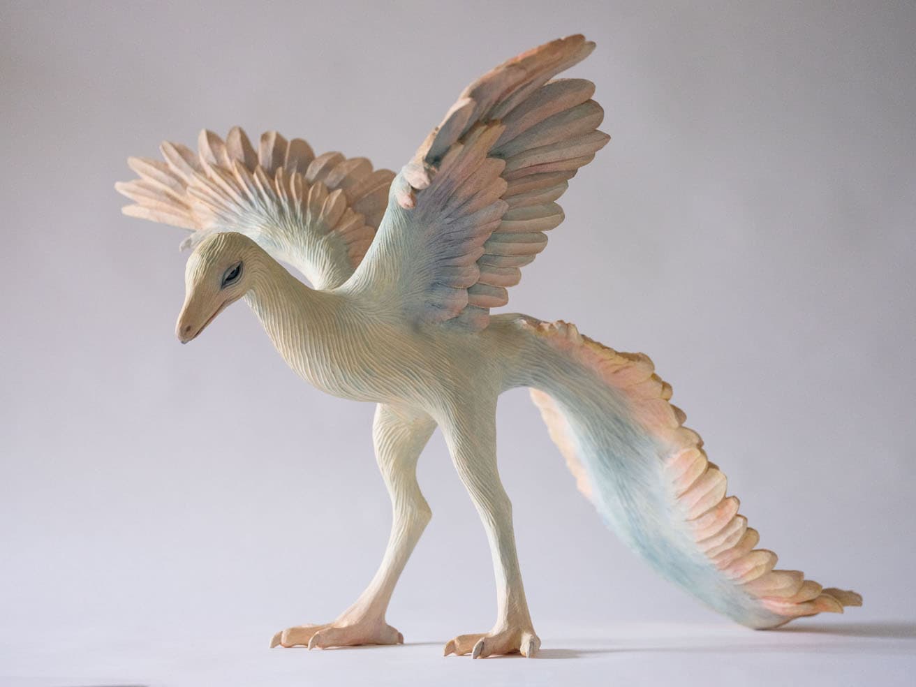 《始祖鳥》（2022年）木彫。