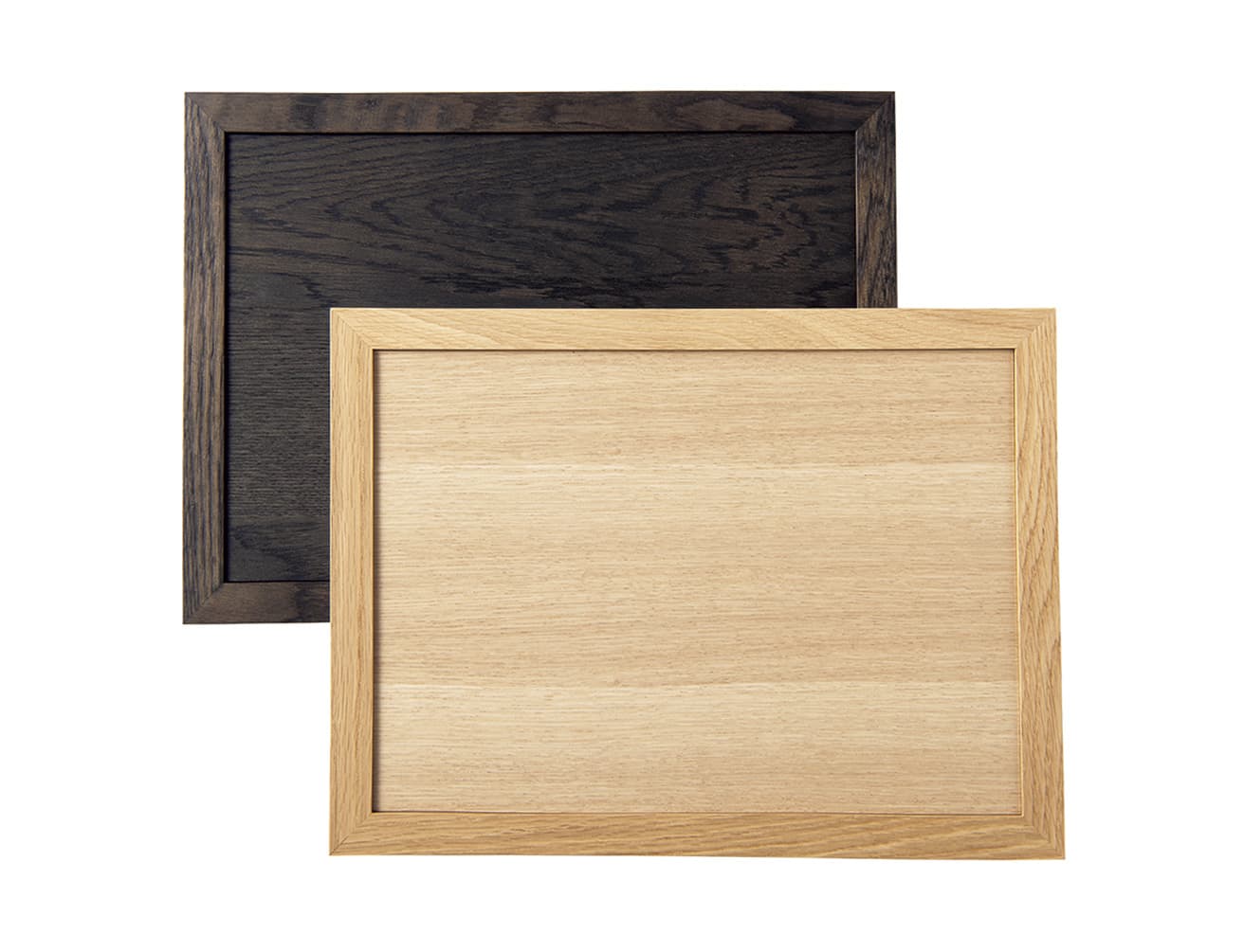 トレイ《Stacking Tray》各8,800円。