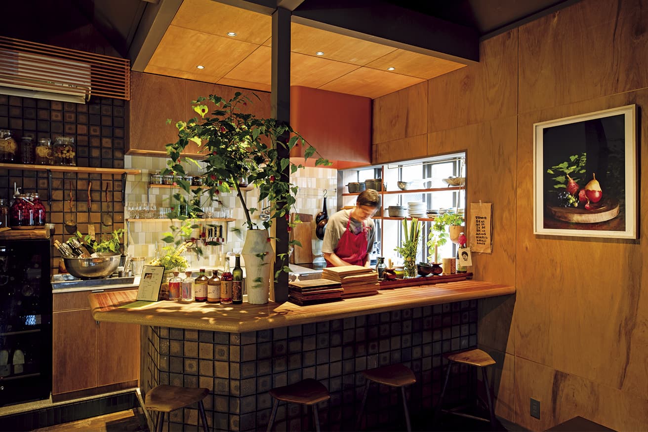 2階〈eatrip kitchen〉。