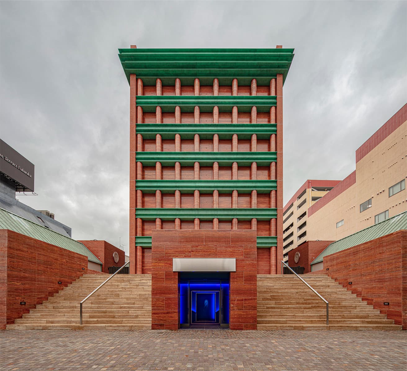 〈HOTEL IL PALAZZO〉design_Aldo Rossi / photo_Satoshi Asakawa