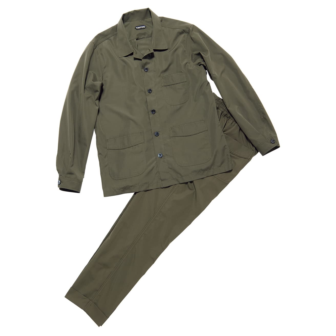 ジャケット143,000円、パンツ176,000円。