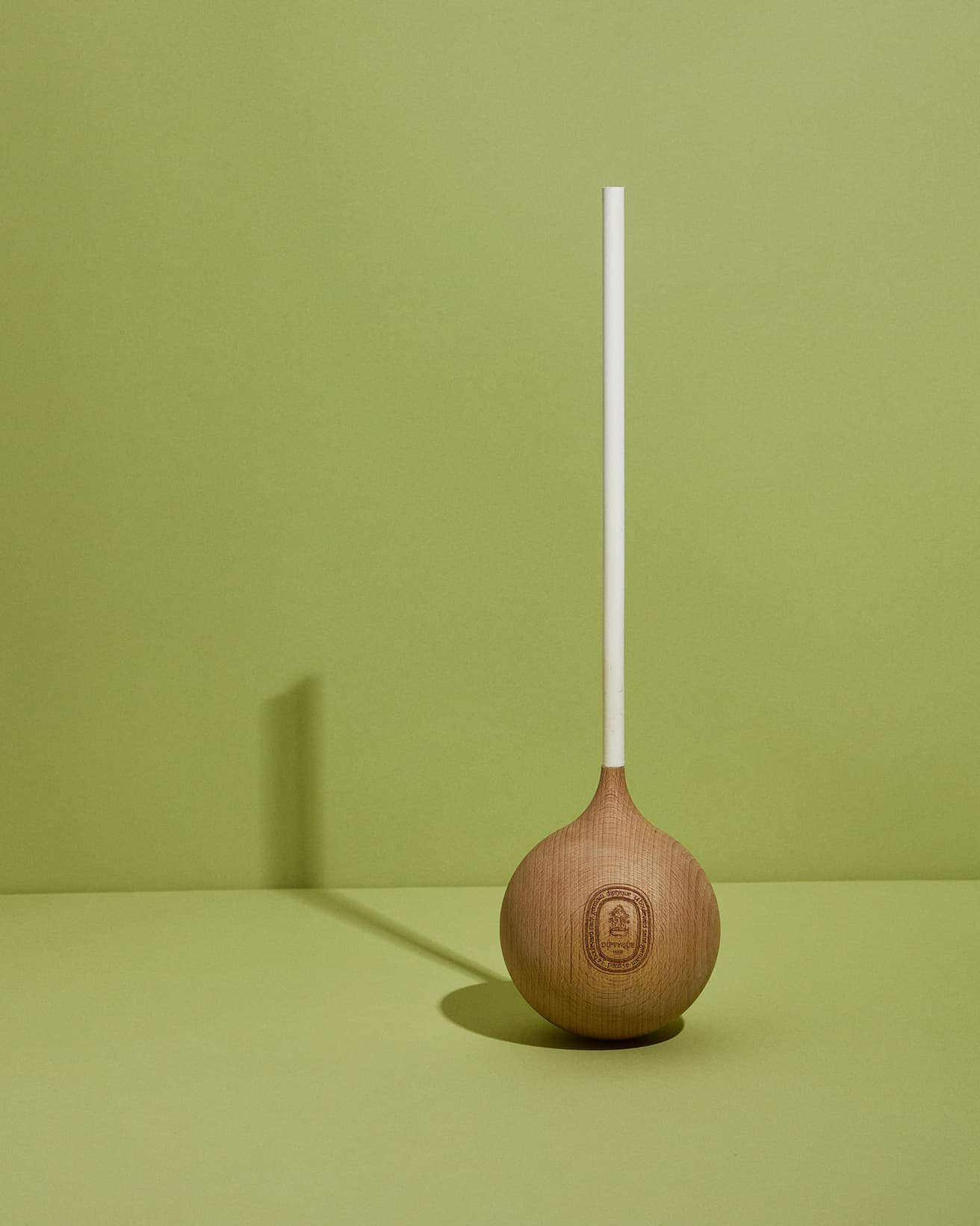 《バランシング ディフューザー》35,530円。●ディプティック ジャパン TEL 03 6450 5735