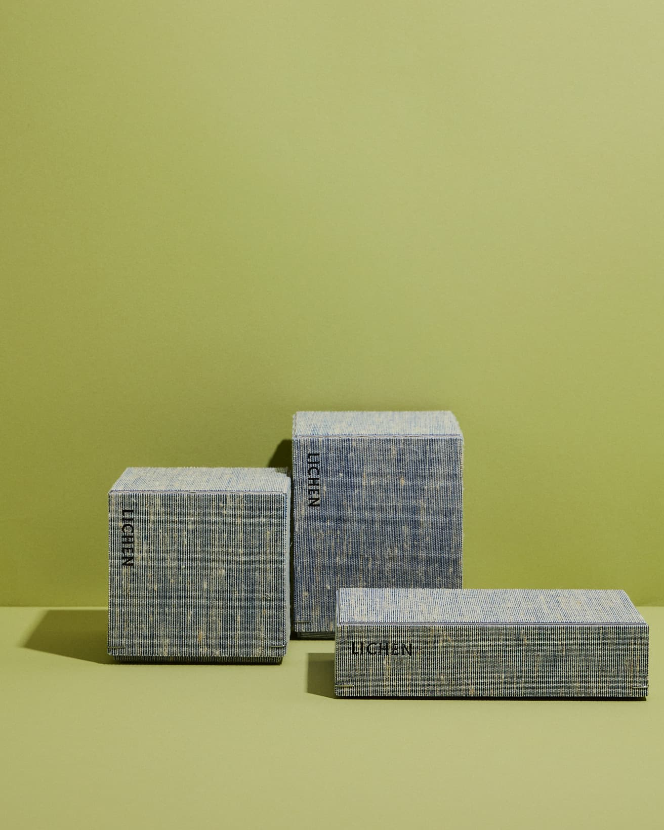 洗練されたデザインの化粧箱もおもわず取っておきたくなる。