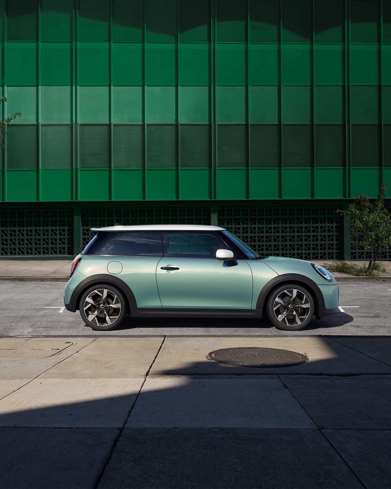 《MINI Cooper（3ドア）》は2024年7月にデビュー。