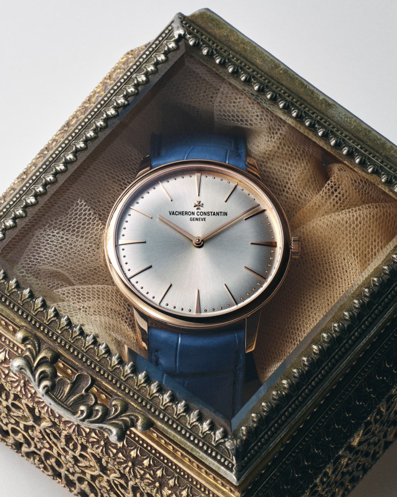 《PATRIMONY MANUAL WINDING》ヴァシュロン ・コンスタンタン  TEL 0120 63 1755