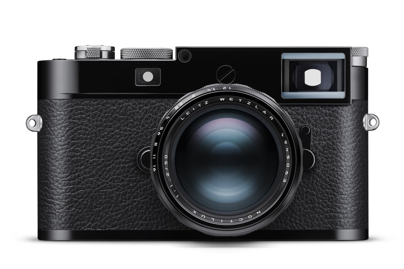 2025年10月に発売予定の《ライカM11 100 YEARS OF LEICA “TOKYO JAPAN”》。