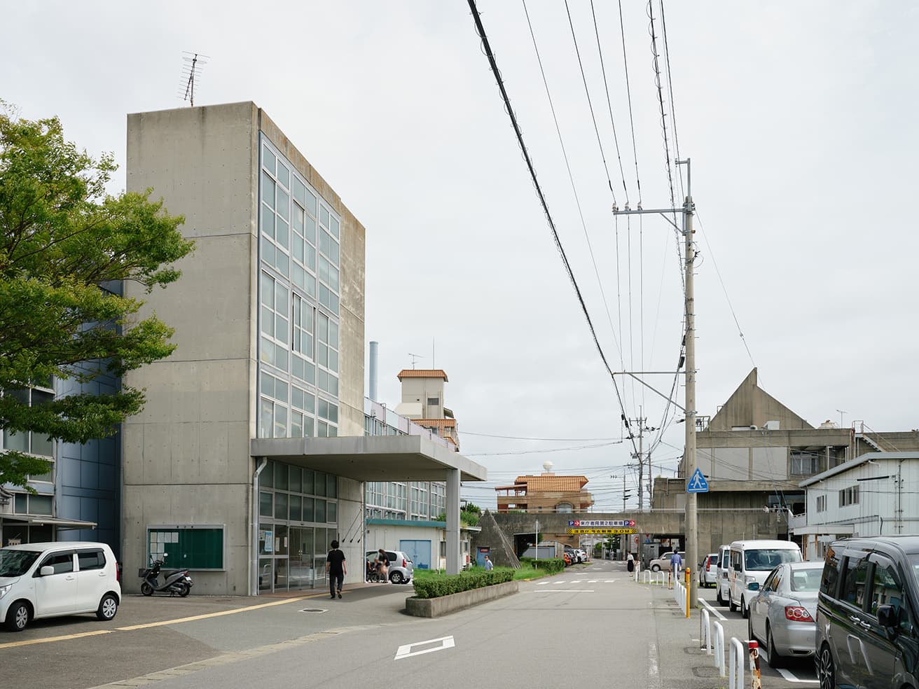 2024年5月以降に解体される予定の〈鳴門市庁舎〉を訪ねた。