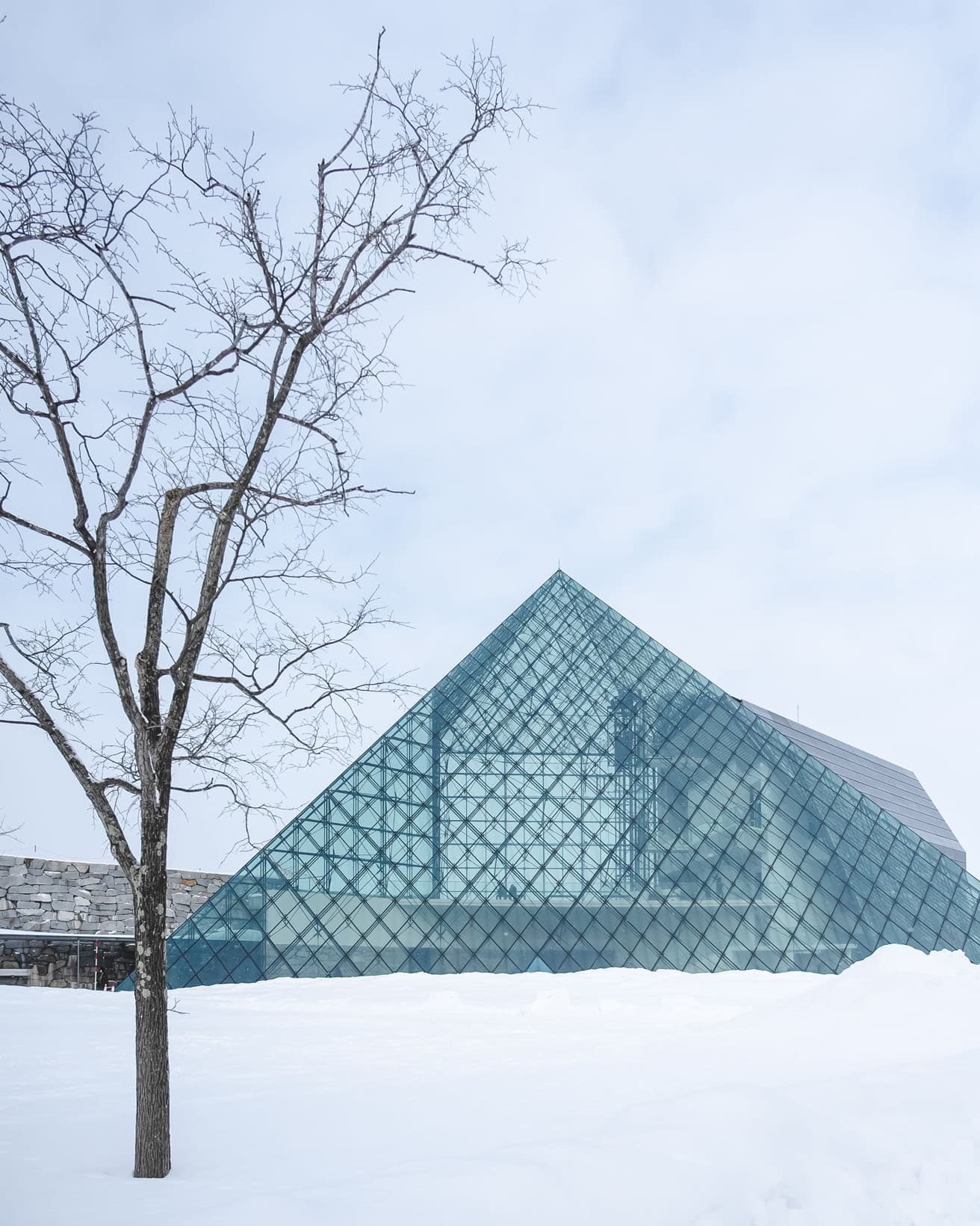 雪の札幌で開催中の国際芸術祭へ｜〈モエレ沼公園〉〈北海道立近代美術館〉〈札幌市資料館〉〈SCARTS〉【後編】