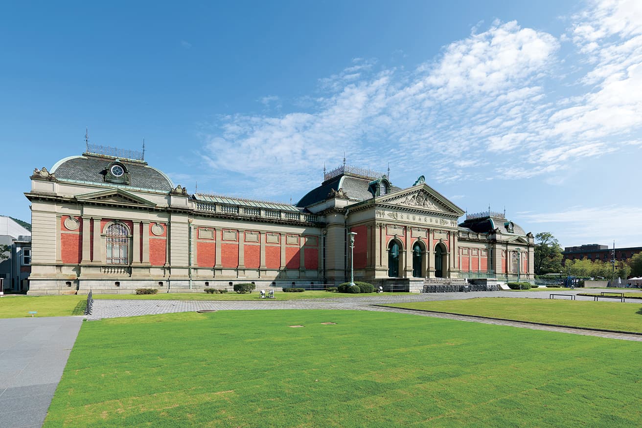 『ARTISTS’ FAIR KYOTO 2024』のメイン会場となる〈京都国立博物館〉の〈明治古都館〉。