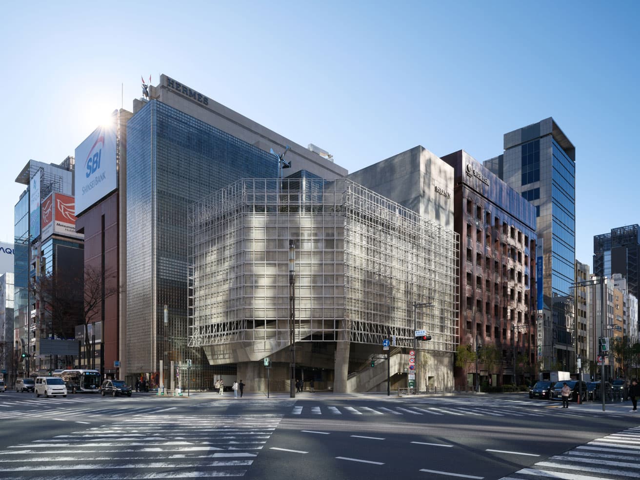 ソニービルのあった場所は現在〈Ginza Sony Park〉となっている。© Ginza Sony Park Project
