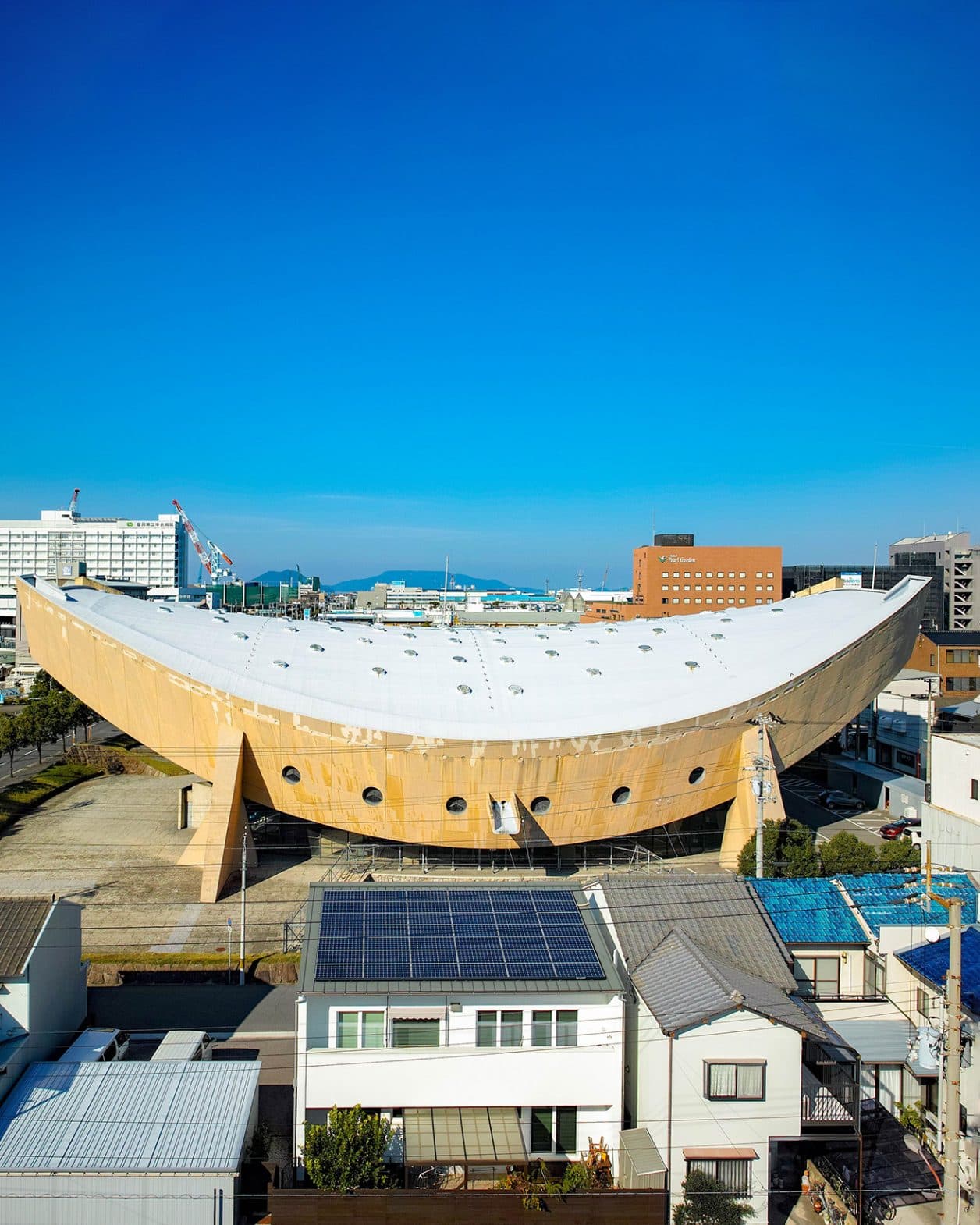 解体の危機に瀕する丹下健三の名作〈旧香川県立体育館〉に再生の道あらわる!?