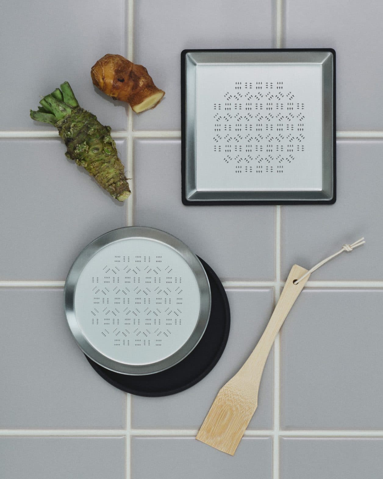 “おろすこと”だけに特化した老舗メーカーの極上おろし金。ふわふわの大根おろしも軽々！