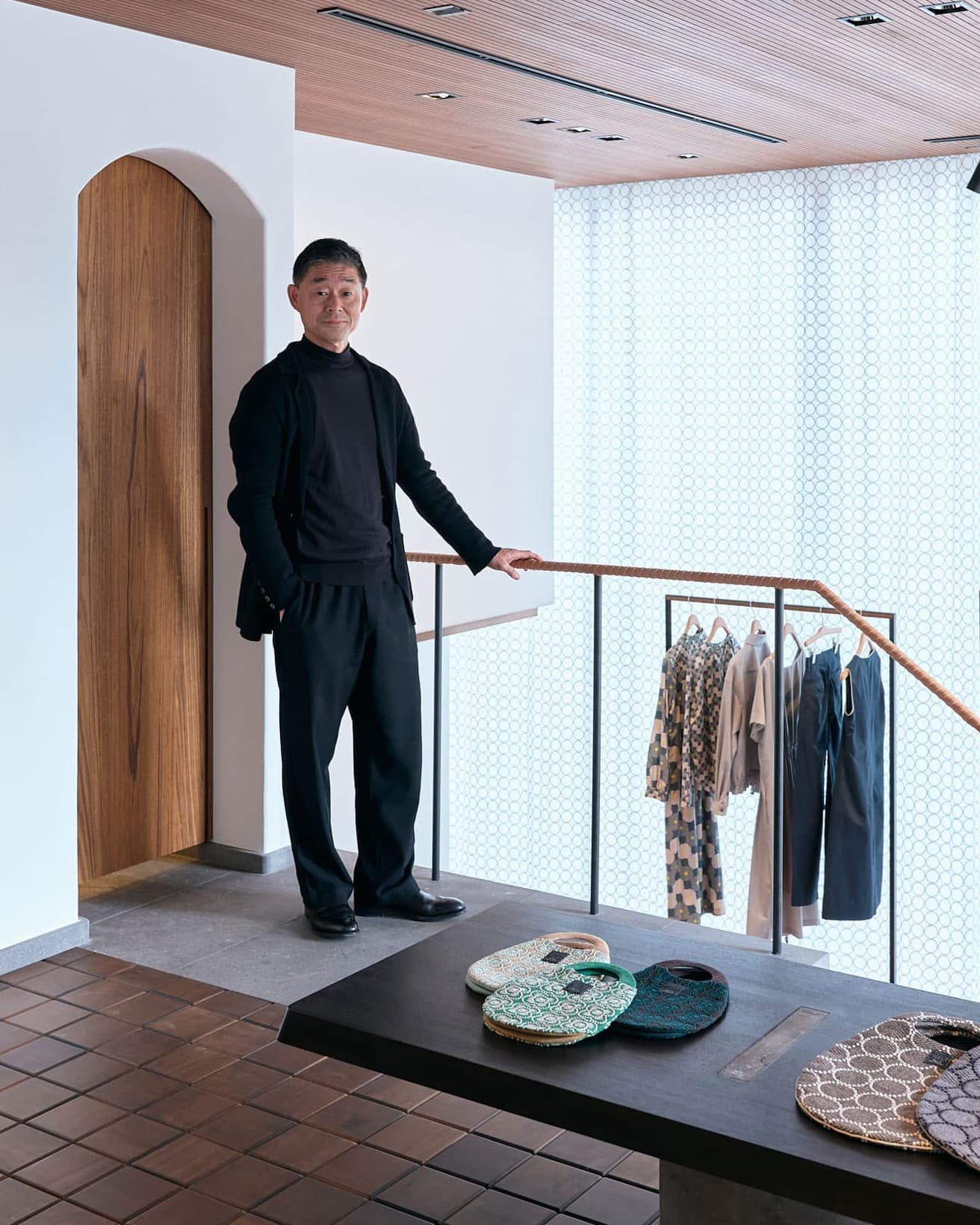 〈ミナ ペルホネン〉のデザイナー・皆川 明。photo_Yoshikazu Shiraki 