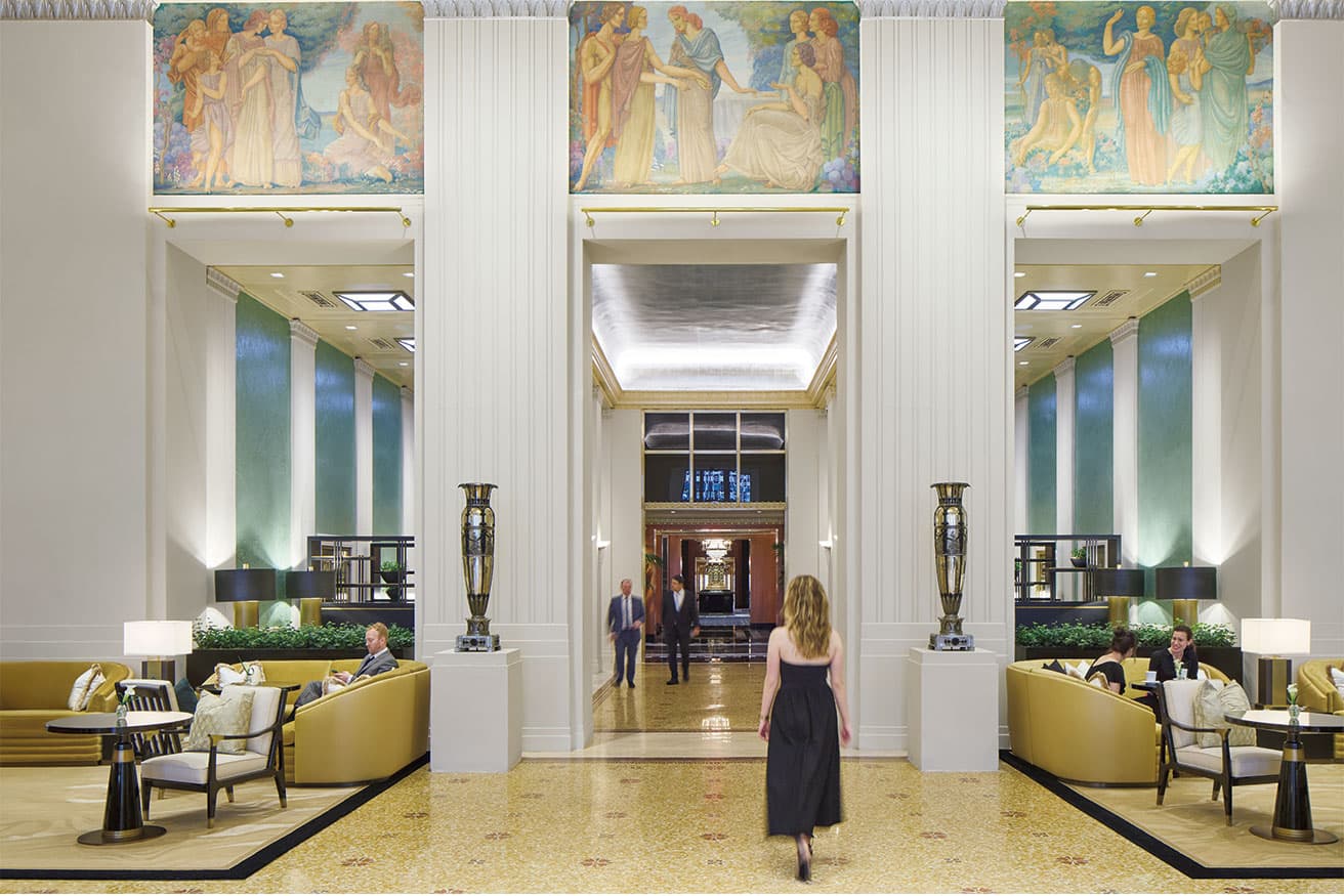 館内の歴史的人気エリア「ピーコック・アレイ」。photo_Dave Burk