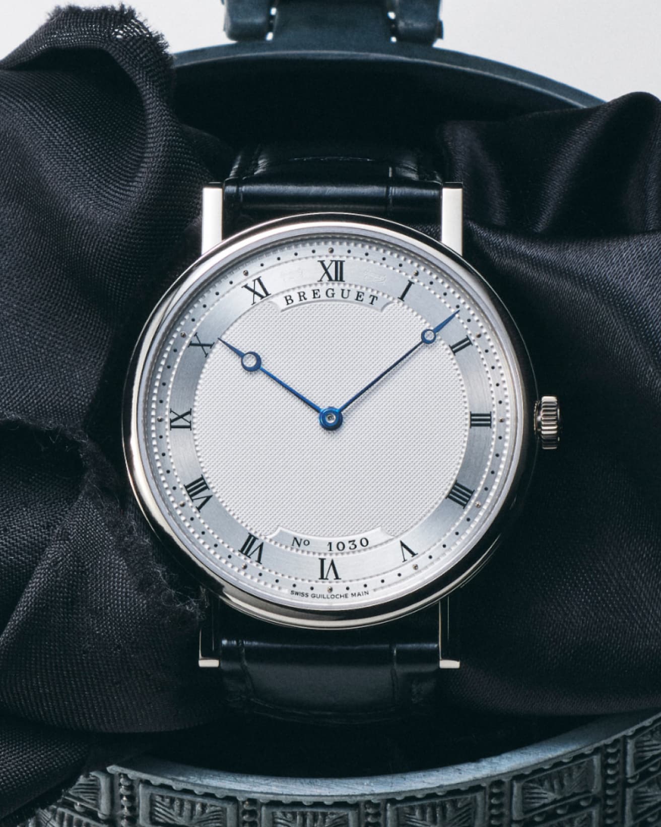 《Classique 5157》ブレゲ/ブレゲ ブティック銀座  TEL 03 6254 7211