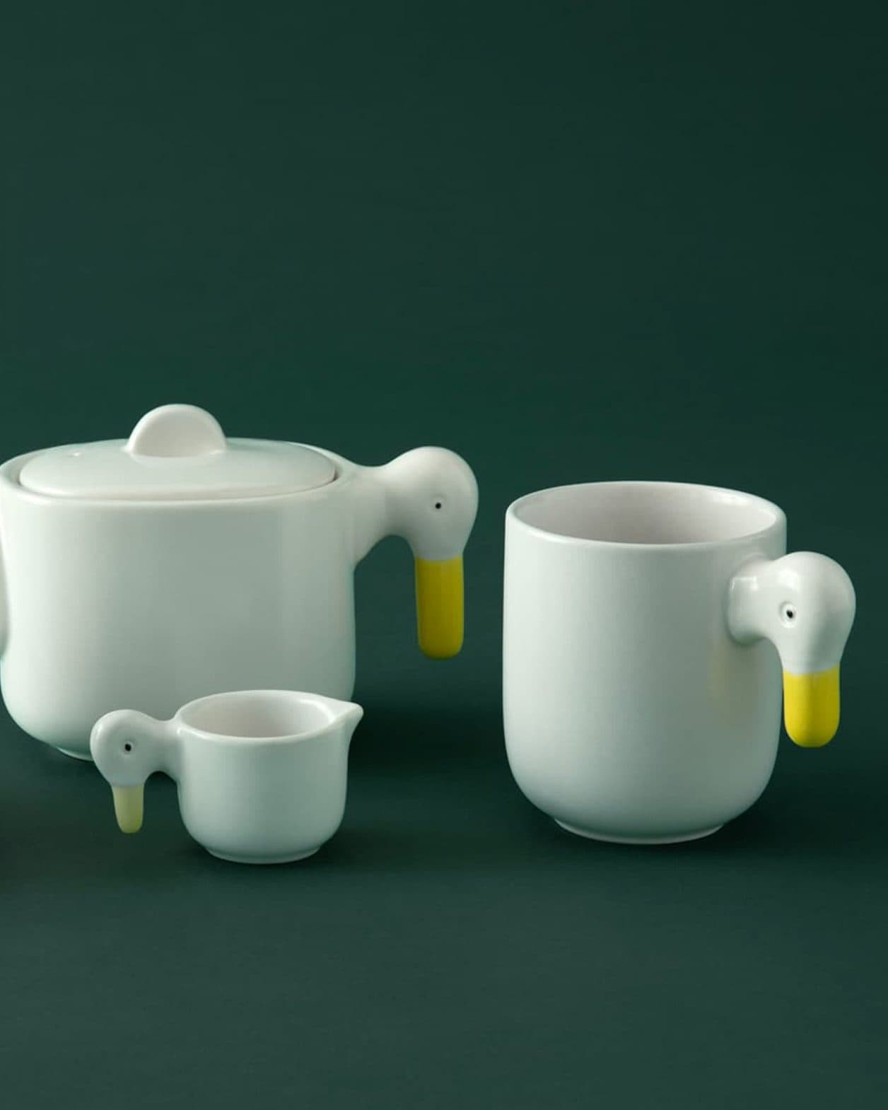 尻尾の先からお茶⁉︎　表情が愛らしい《アヒル》の器シリーズ【今日の逸品】