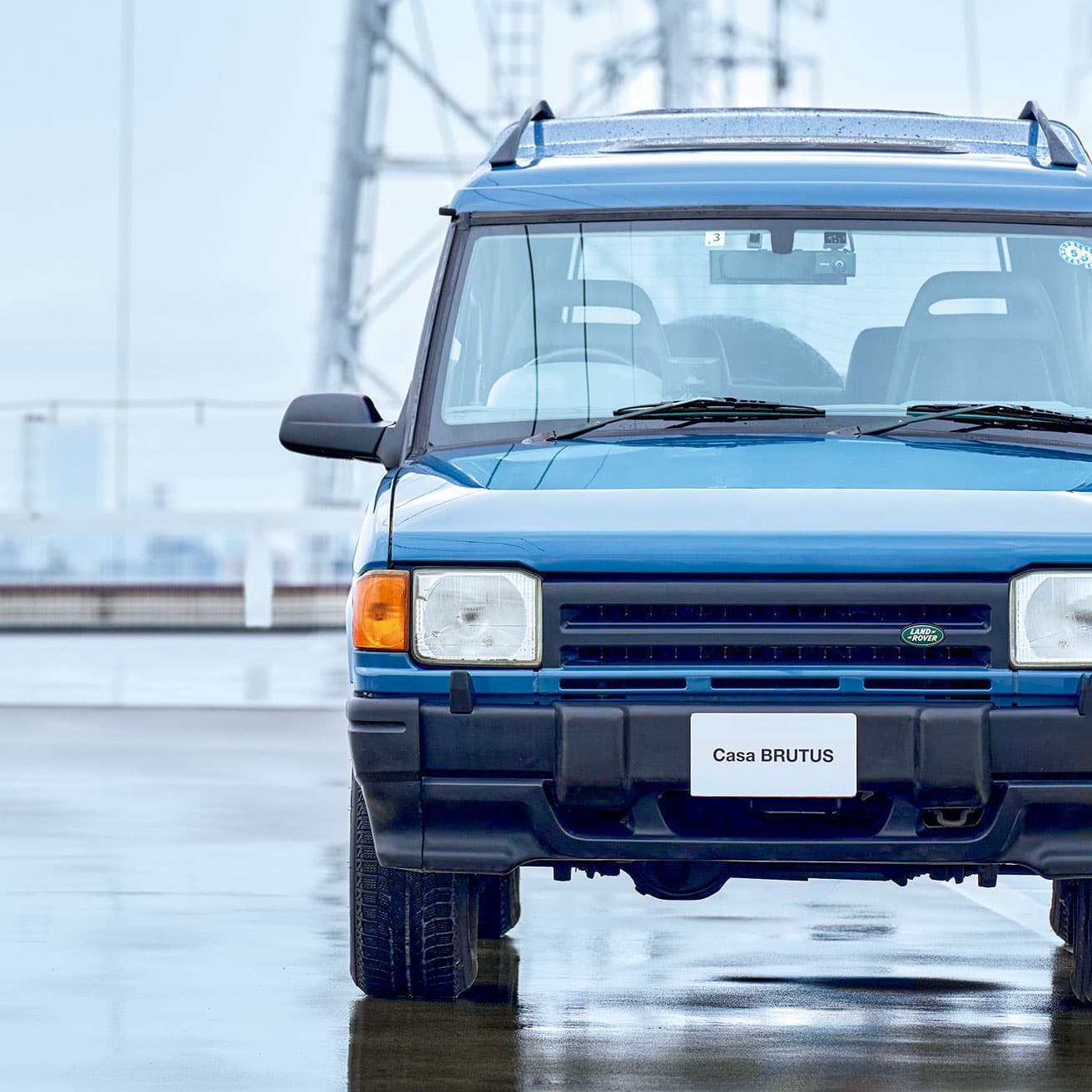 水平と垂直で構成されたフロントビュー。