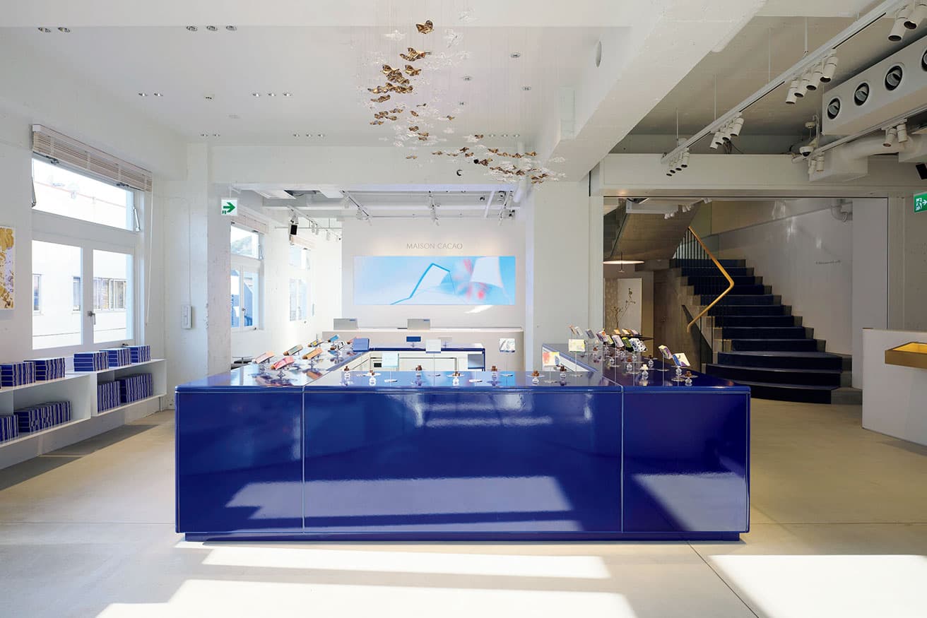 アロマ生チョコが100種類以上並ぶ2階のメインフロア。