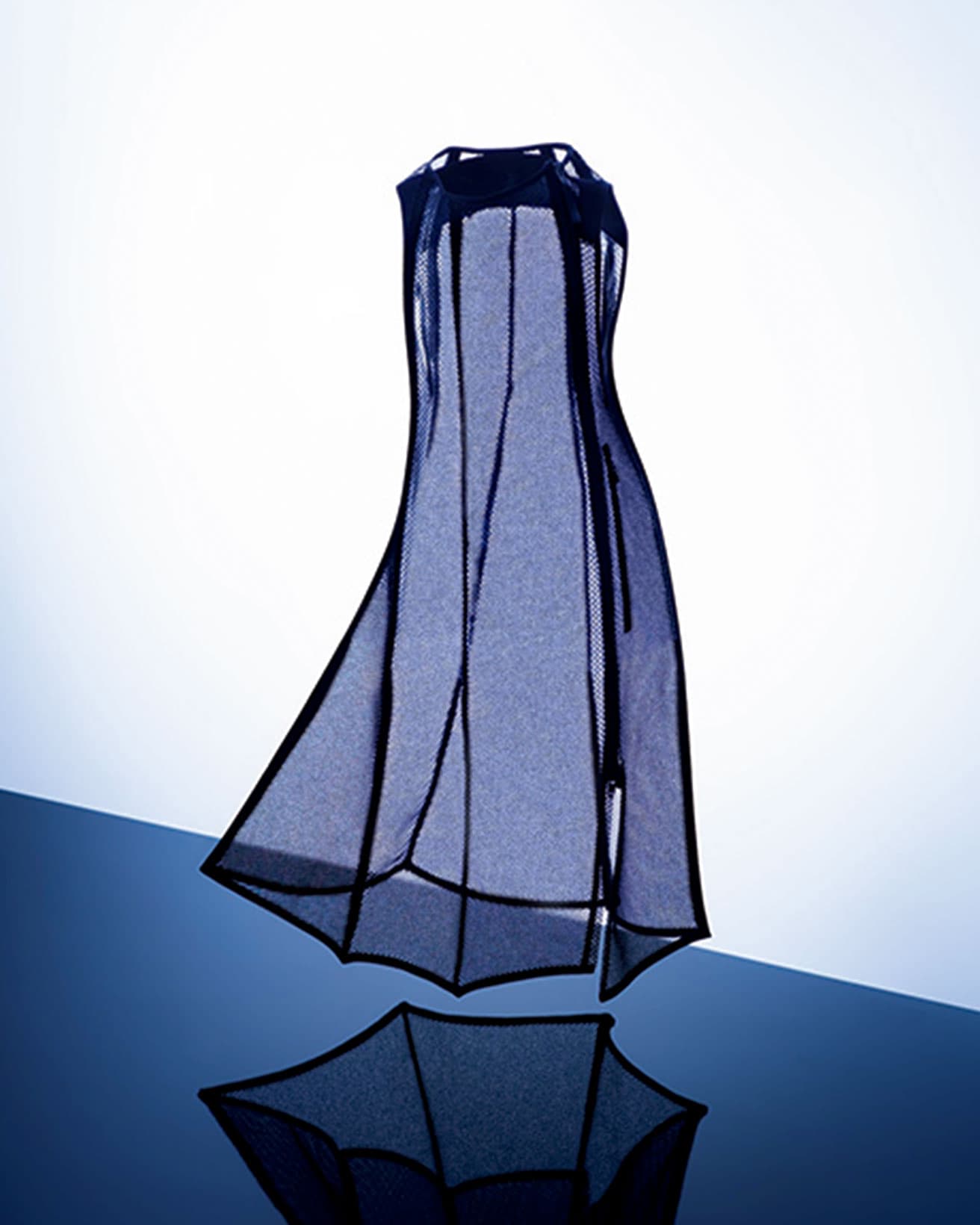 新しい空間「フローラの森」をテーマに、妹島が光と影を映すジレをデザイン監修した。photo_Kenshu Shintsubo