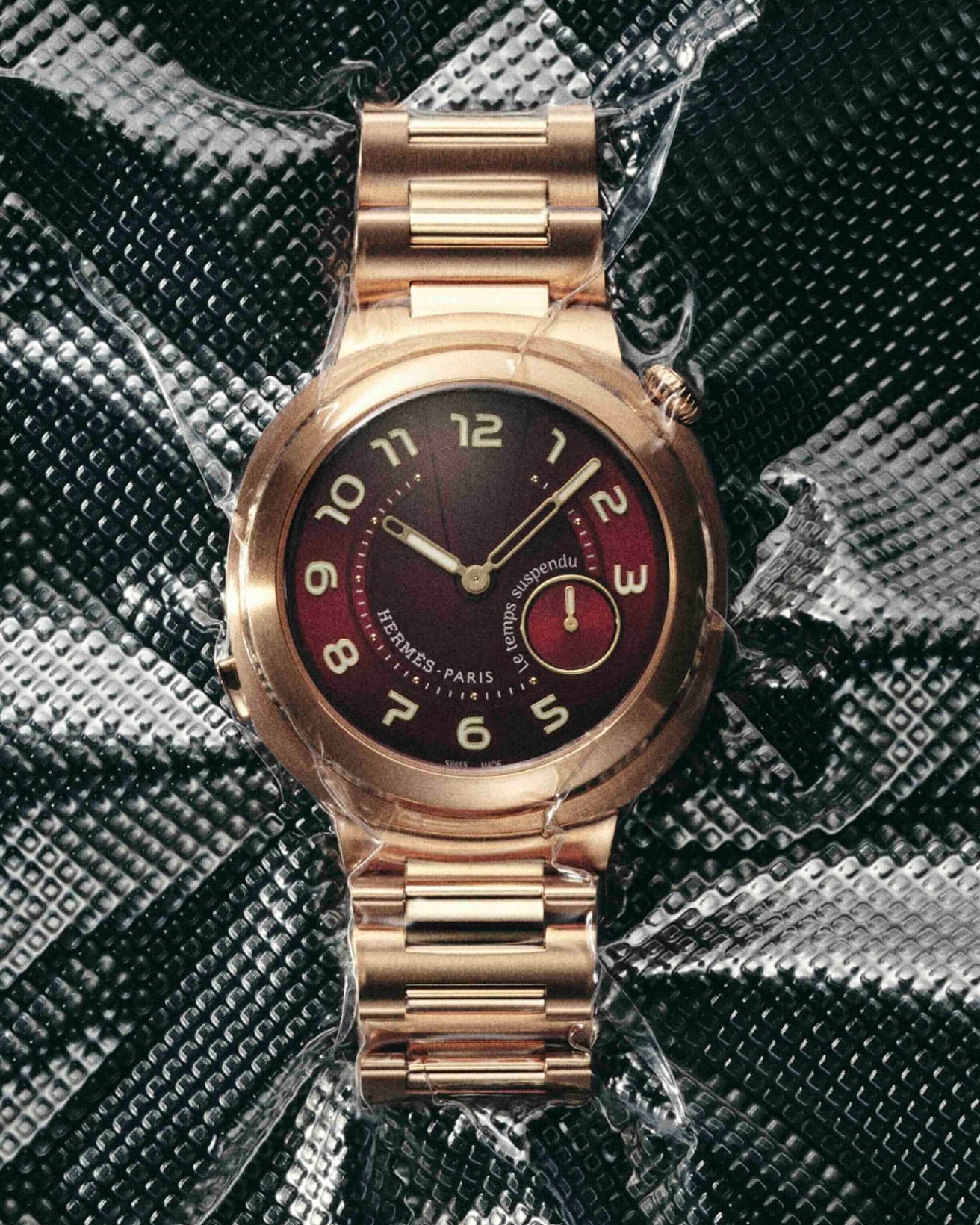 《エルメス カット タンシュスポンデュ》エルメス/エルメス ジャポン TEL 03 3569 3300。