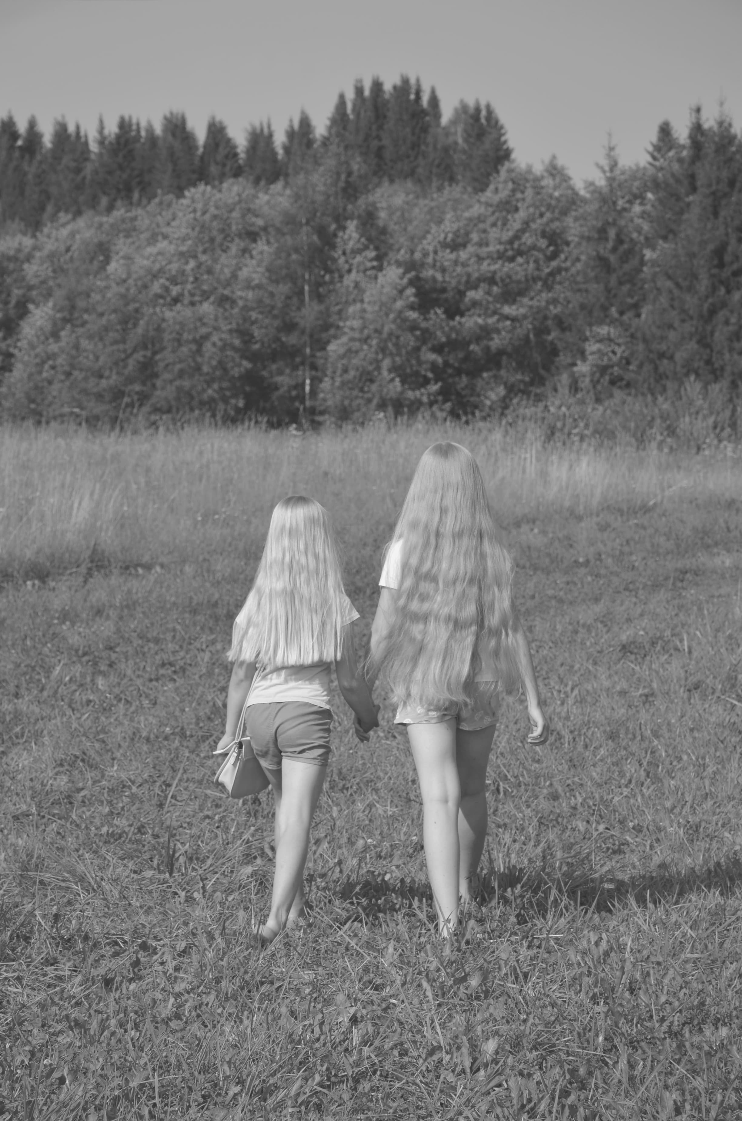写真集『BLISS OF GIRLHOOD』より。photo_Kristina Rozhkova