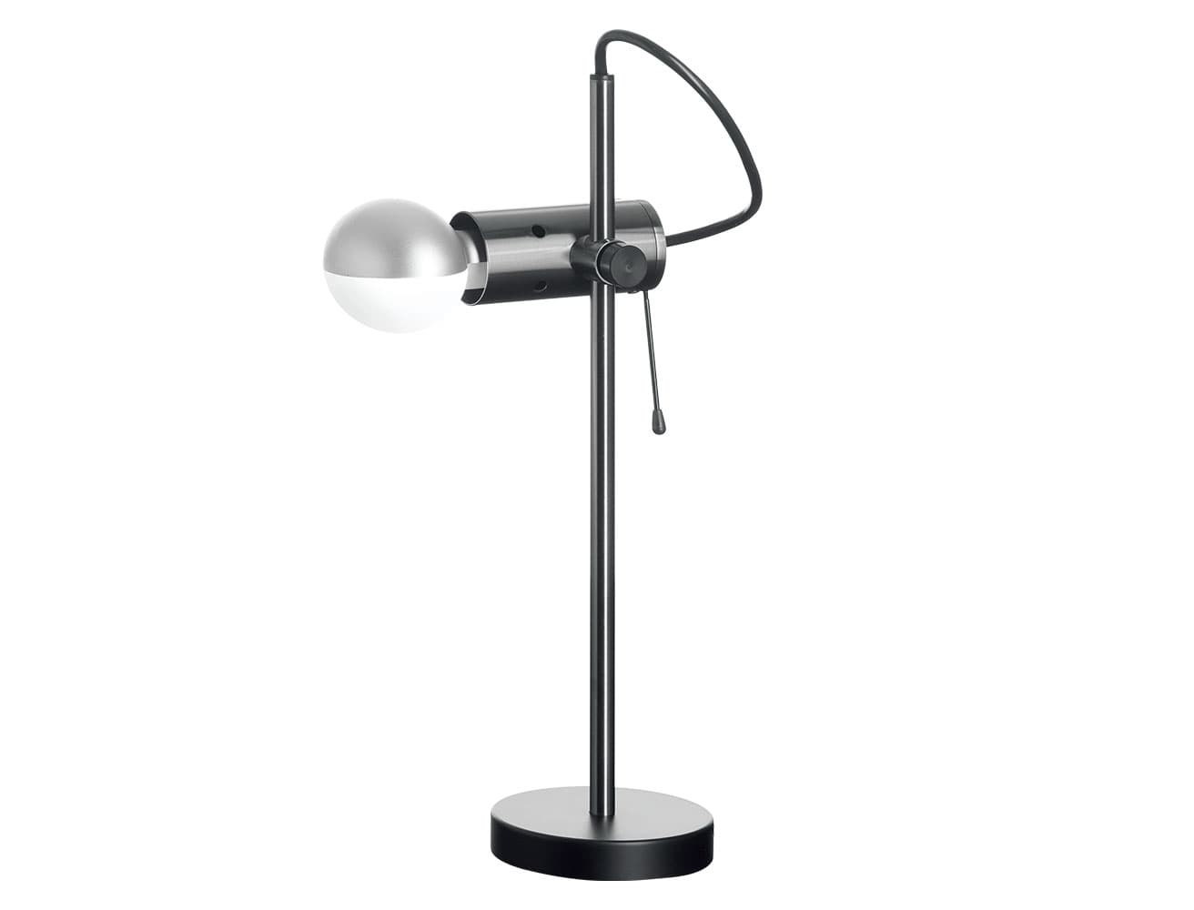 2色展開。207,900円。