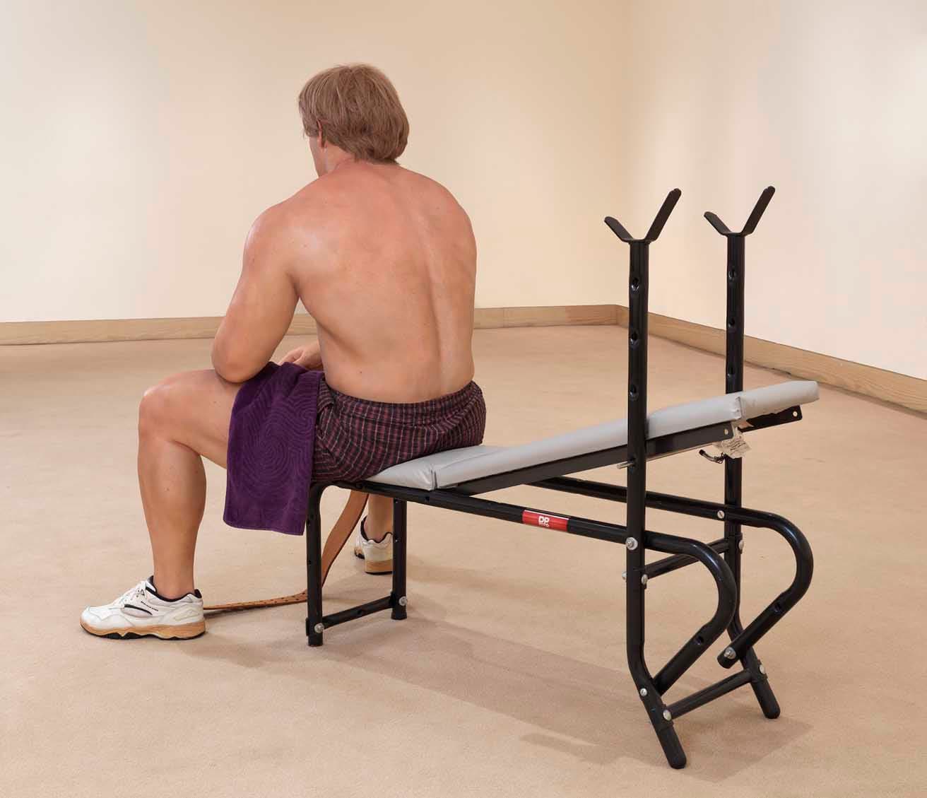 ドゥエイン・ハンソン《ボディビルダー》1995年。Estate of Duane Hanson/Licensed by VAGA at Artists Rights Society (ARS), New YorkPhoto: Rob McKeever Courtesy Gagosian