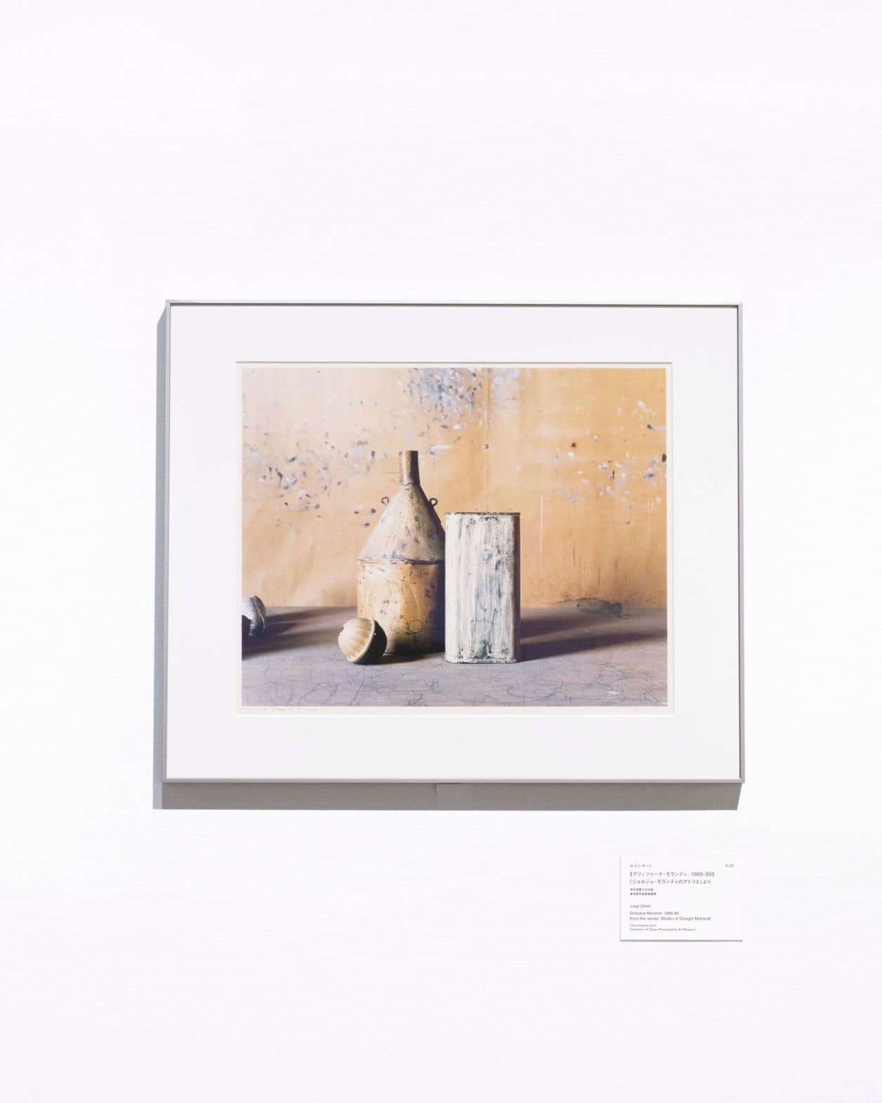 アジア初の美術館での個展、ルイジ・ギッリ「終わらない風景」で愛娘が語る、早逝した写真家が見せる世界とは？