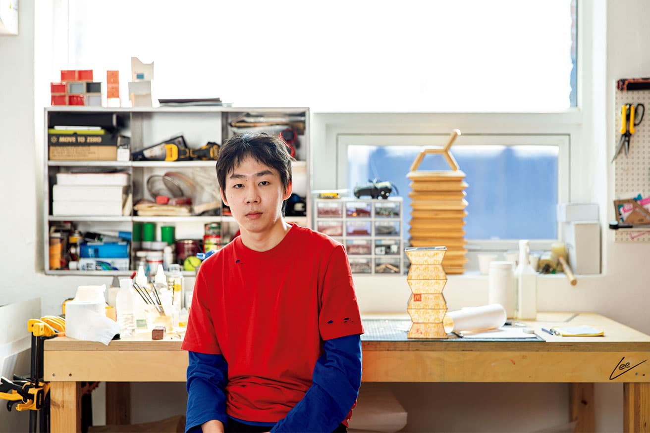 「思い入れがあるブランドしか作品には使いません」と語る、イ・ギュハン。
