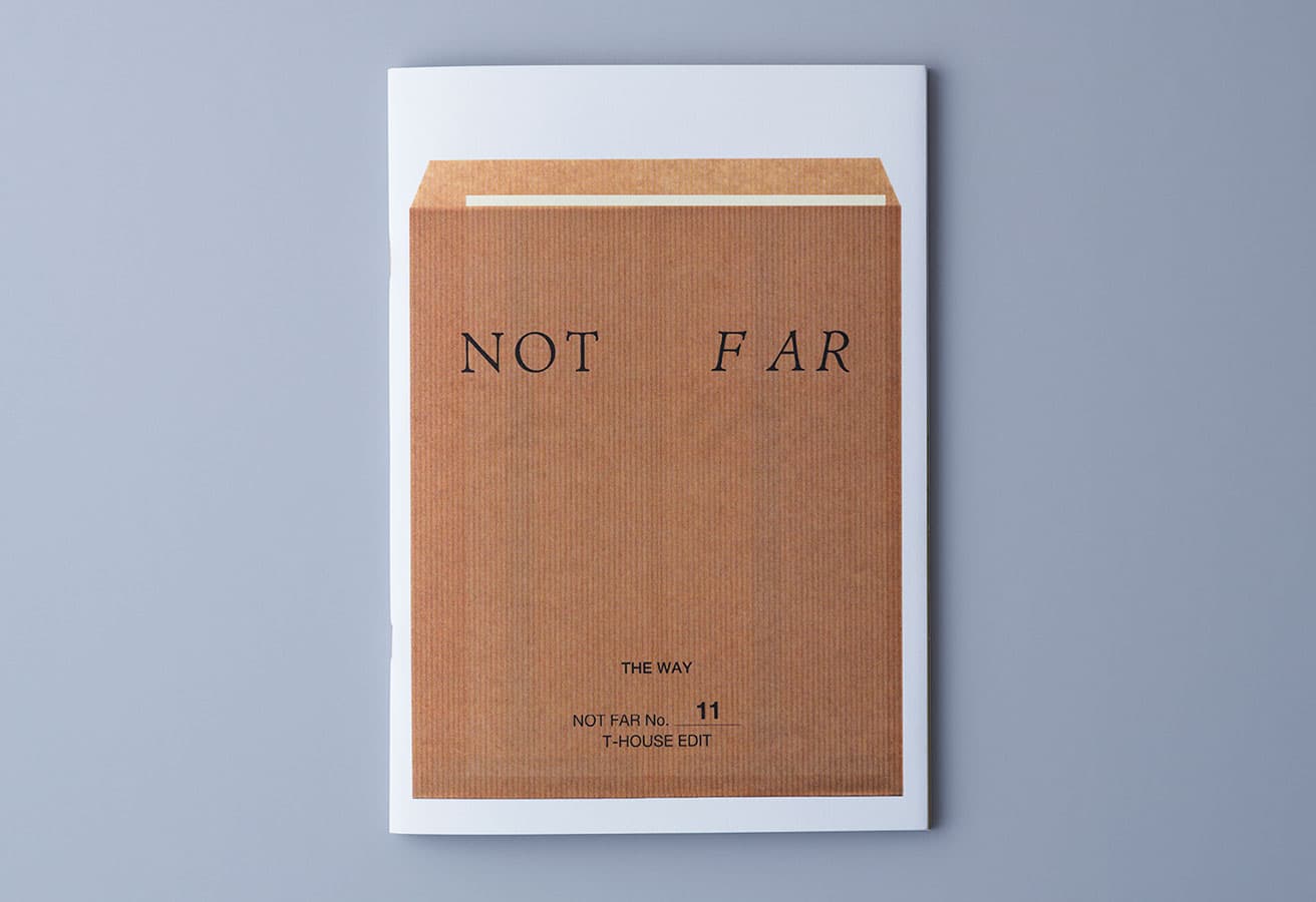 『NOT FAR #11』（TABF 2025 限定版）の表紙。