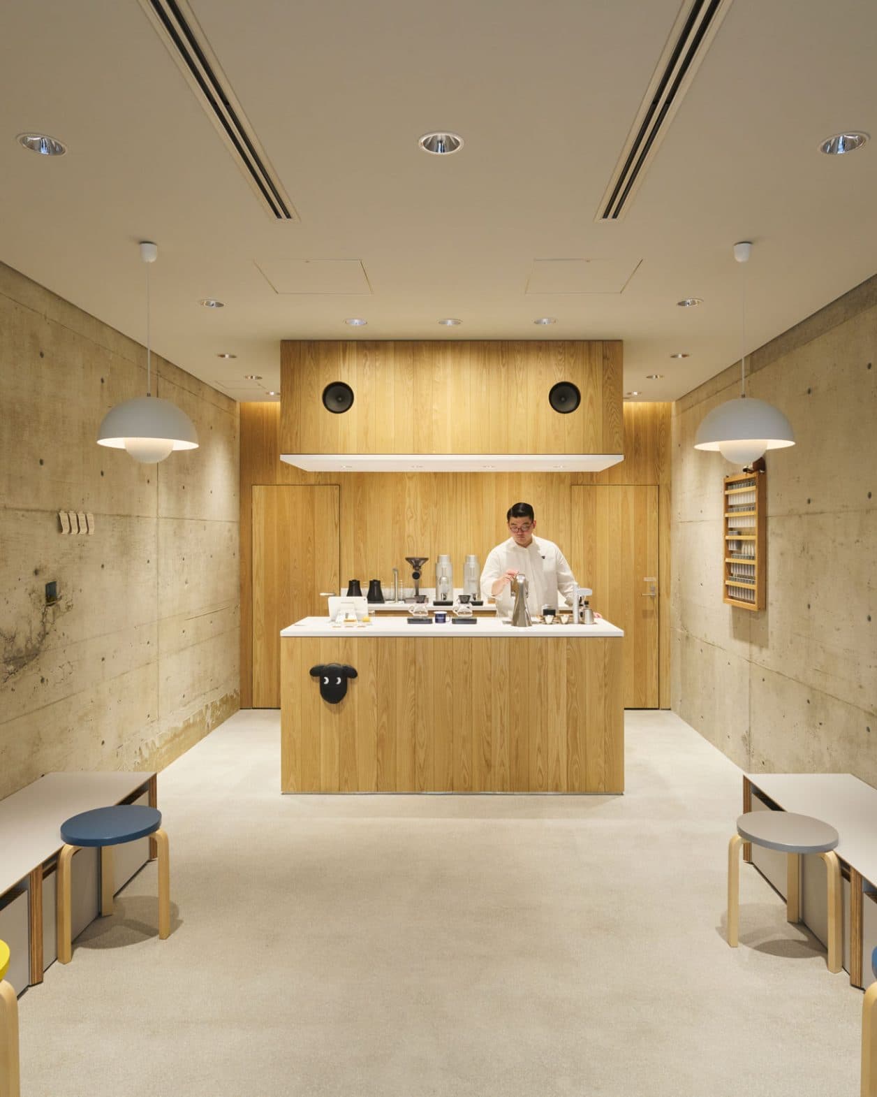上海から、カフェの”黒羊”が代官山に来航。