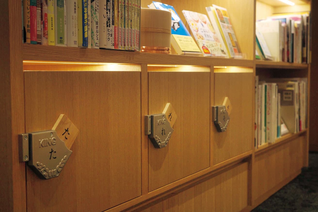店内には風呂屋をイメージしたデザインが各所に。