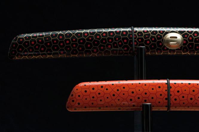 マーク・ニューソンの日本刀、お値段35,000,000円なり。