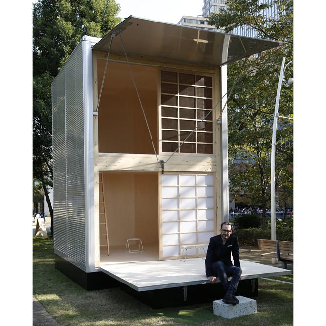 コンスタンチン・グルチッチがデザインした《アルミの小屋》は東京ミッドタウンで展示された。　photo_Kenya Abe