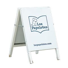 LIFE@PET|古書店〈ロスパペロテス〉のベテラン店長です。