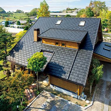 自然災害に強い新素材瓦〈ROOGA〉で日本の住宅の屋根を美しく。