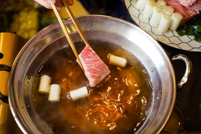 江戸料理を代表する、ねぎま鍋専門店〈ねぎま〉｜寺尾妙子のNEWSなレストラン