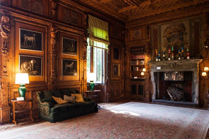 会場はレオナルド・ダ・ヴィンチが『最後の晩餐』を描く間、暮らしていた15世紀の邸宅。