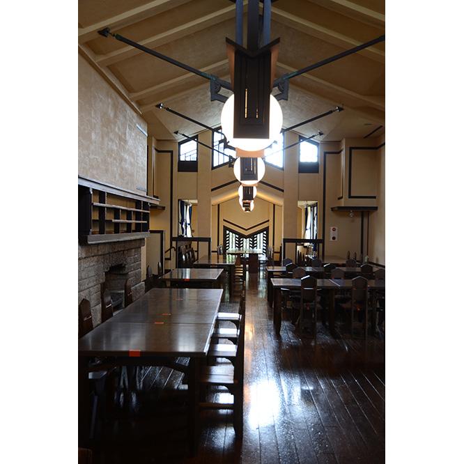 フランク・ロイド・ライトと遠藤新による、自由学園明日館食堂（1921年） 。写真提供：自由学園明日館 