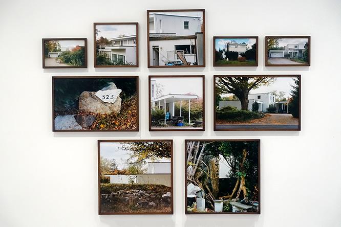 Lake Verea, »Abele House« (Marcel Breuer and Walter Gropius, 1940), Framingham, MassachusettsPaparazza Moderna series, 2011–2018 (c) Lake Verea