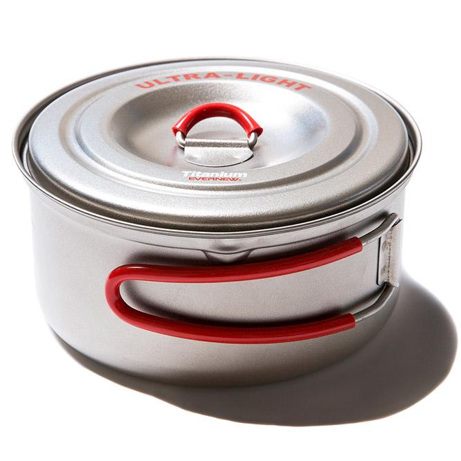 〈EVERNEW〉の《Titanium Ultra Light Cooker 1 Red》。