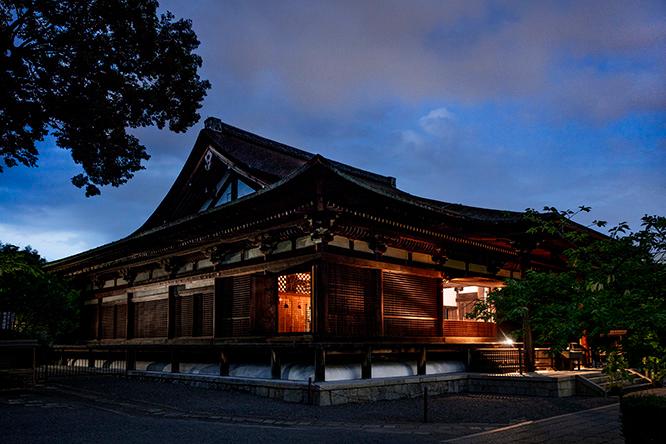 京都・大報恩寺本堂（国宝）。
