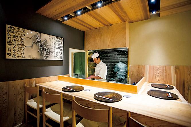 オープンは昨年11月4日。『ミシュランガイド広島・愛媛版』では日本料理店としては唯一の2ツ星を獲得。新天地でのさらなる飛躍に期待が高まる。