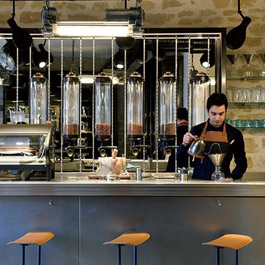 アラン・デュカスによるカフェ工房がパリに完成。