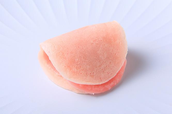 “桜” 白味噌きな粉餡入り。