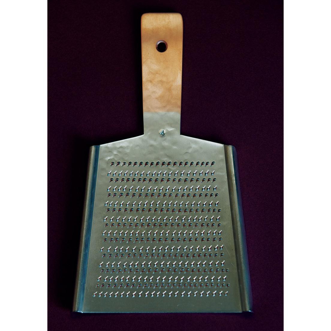 Purchase No. 27【 純銅のおろし金 】Copper Grater　A grater made in the old style, whereon each tooth is raised by hand.