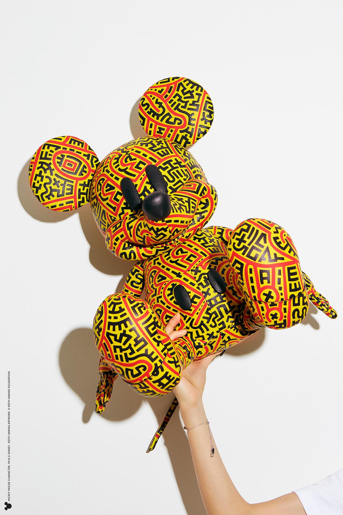 《コーチ ミッキー アンド キース・へリング コレクション 16コレクティブル》参考商品。TM &amp; © Disney © Keith Haring Foundation
