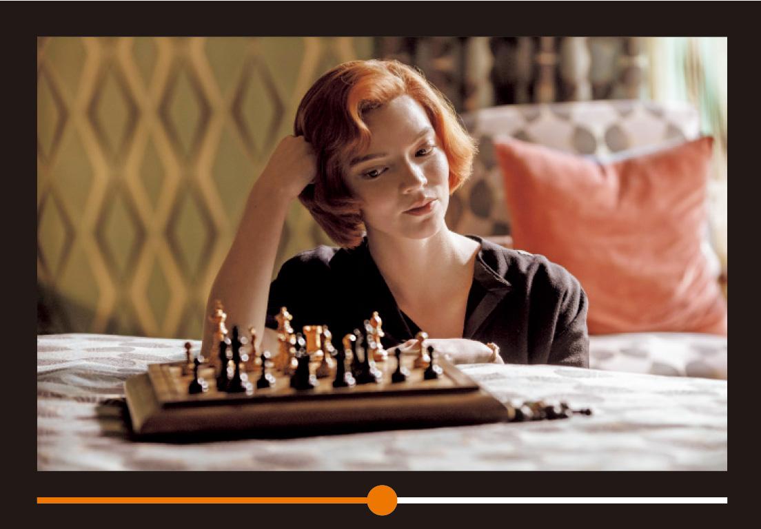 Netflixオリジナルシリーズ『クイーンズ・ギャンビット』独占配信中。冷戦期を舞台に、孤児院で育ったチェスの天才少女を描く。
