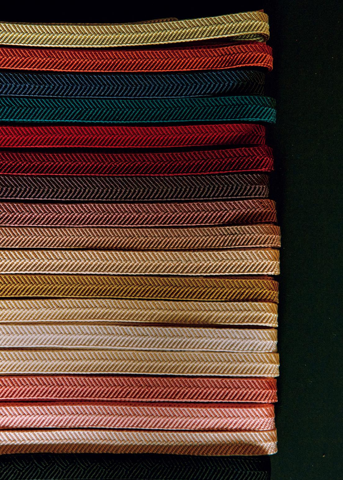 Buying No.33【 伊賀くみひもの帯締め 】絹糸を“組んで”つくる組紐は奈良時代から続く美しさ。