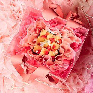 〈été〉幻のケーキが“ドレス”とコラボ。桃のマスターピースが誕生。